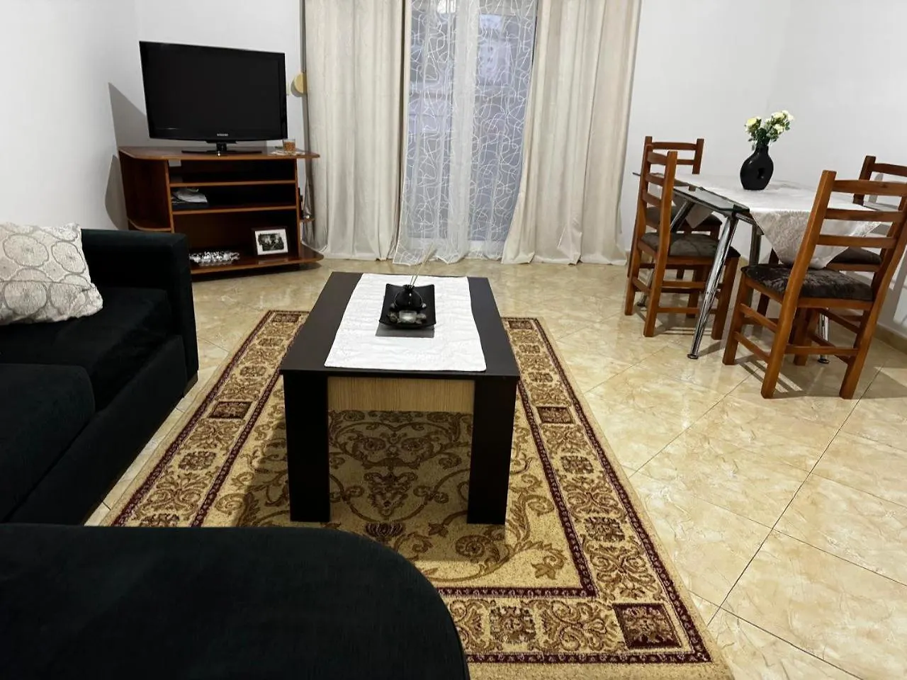 Velvet Sands Apartments In The City Center Vlore Albania